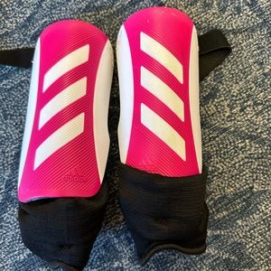 Kids size medium adidas soccer shin guards